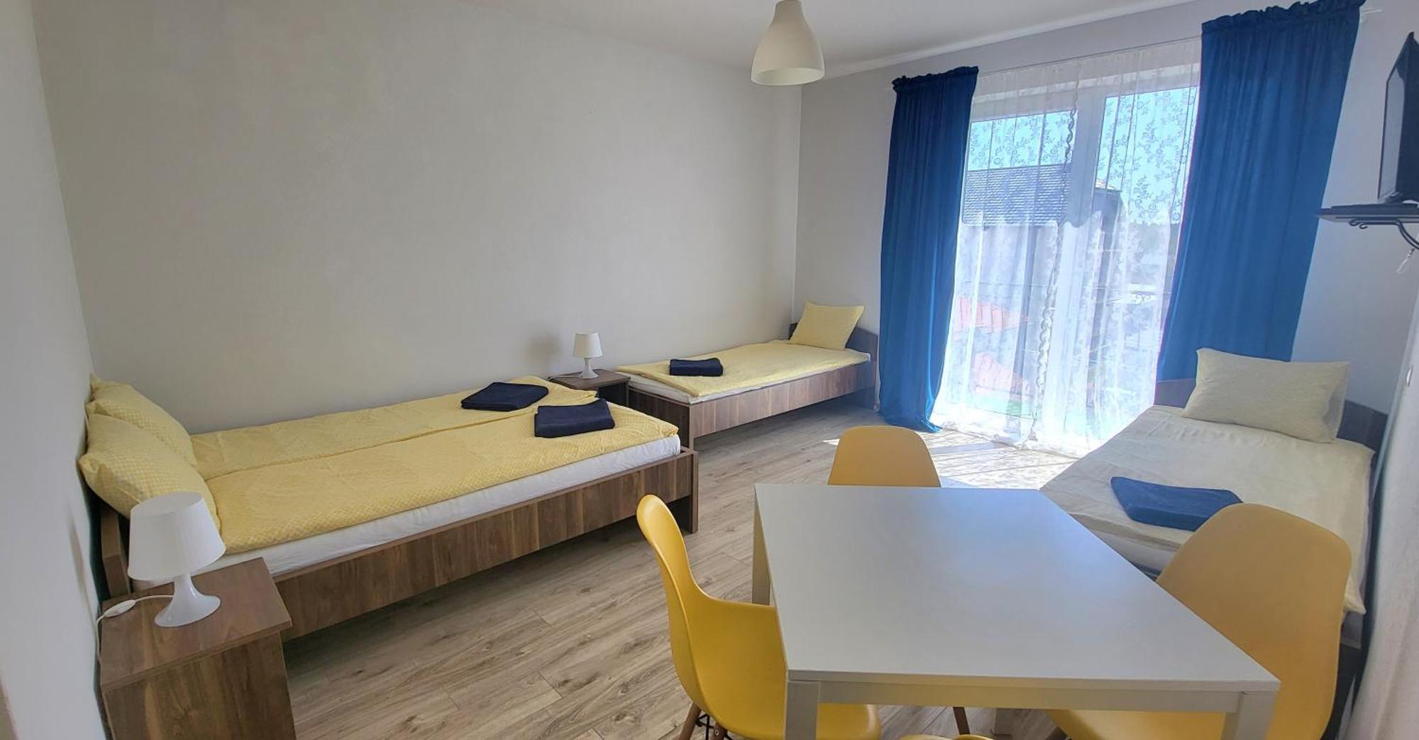 Emada- Pokoje Goscinne I Studia Ostrowo  Pokoj fotografie